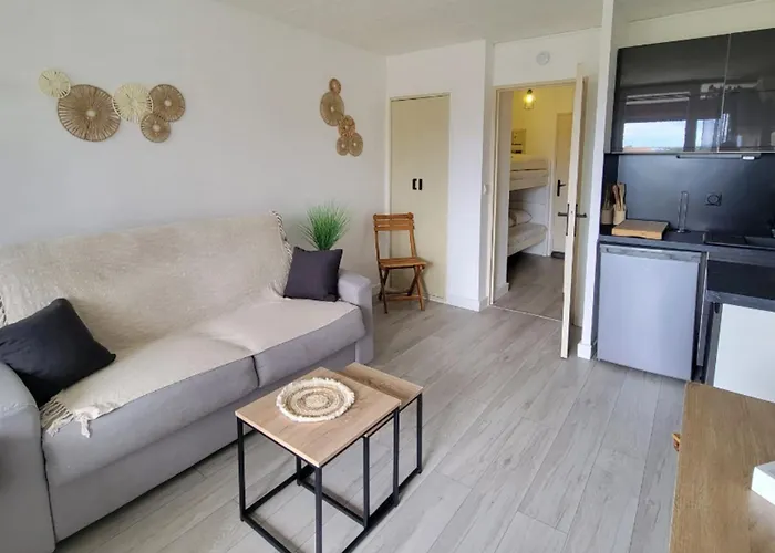 Beautiful Family Studio In The Heart Of Frejus