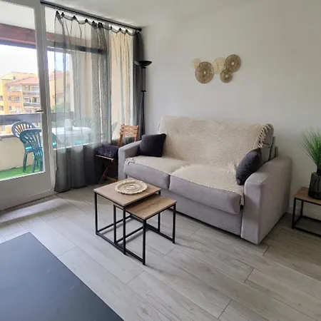 Beautiful Family Studio In The Heart Of Frejus Exterior photo