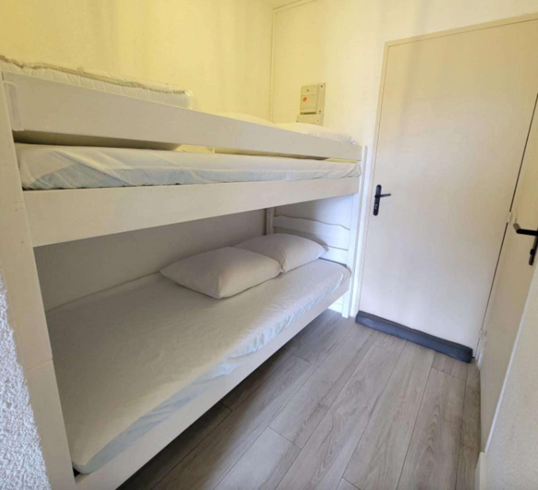 Apartment Beautiful Family In The Heart Of Fréjus